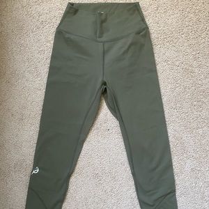 Ptula Army Green Leggings size M